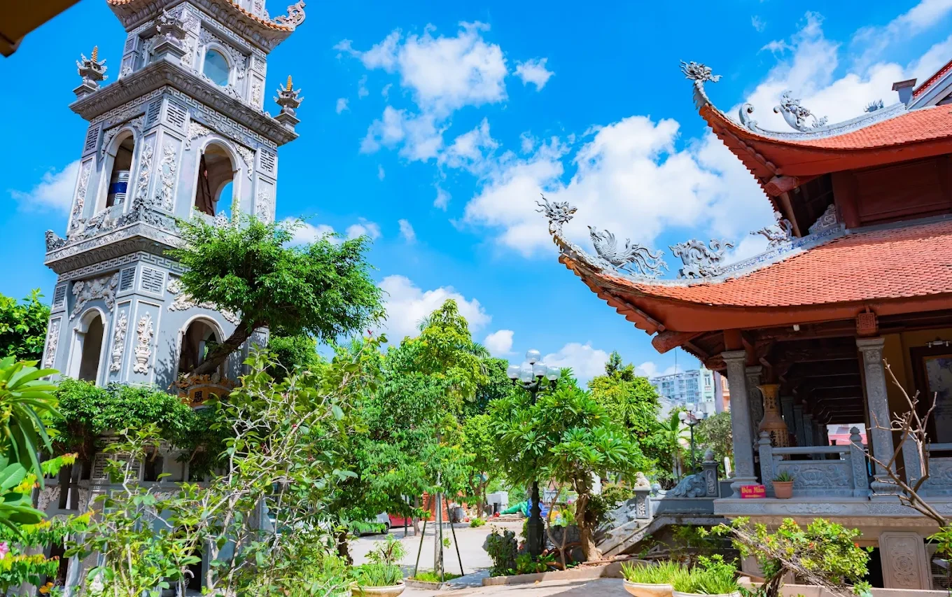 Chùa Pháp Vân 05